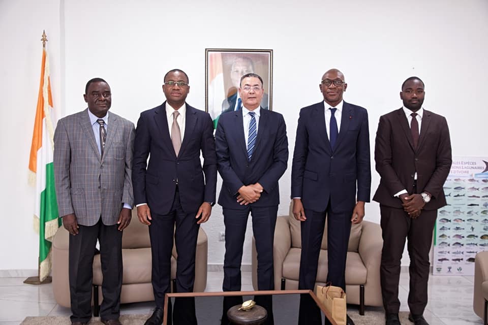 09/11/21 Conférence Ministérielle sur la Coopération Halieutique entre les Etats Africains Riverains de l'Océan Atlantique, le ministre Sidi Toure s'entretient avec le Secrétaire Exécutif du COMHAFAT